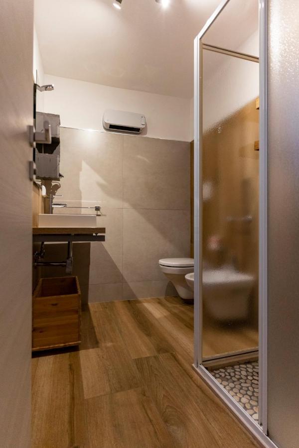 Adrian'S B&B ตูรี ภายนอก รูปภาพ